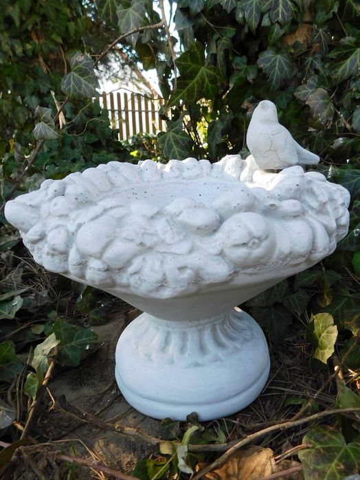 Ozdoba betonowa Poidło poidełko dla ptaków Ogród na prezent