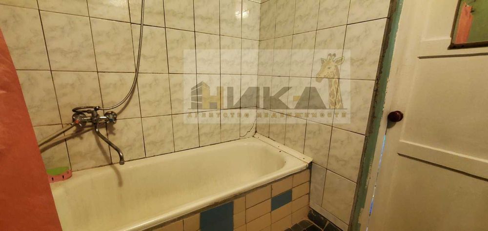 Продаж будинка вул. Стасова