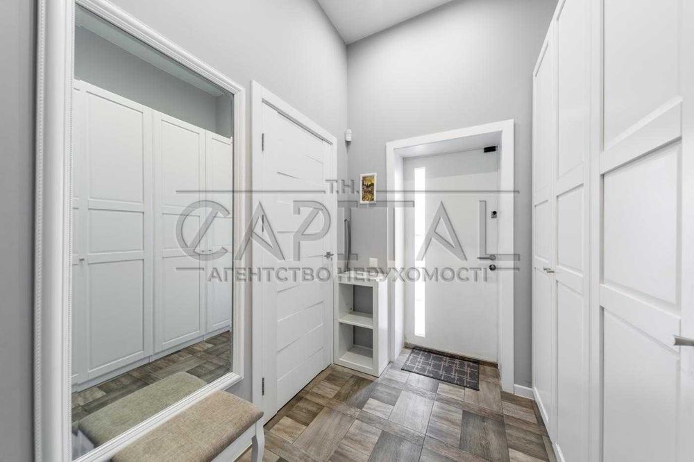 Продаж будинку з дизайнерським ремонтом