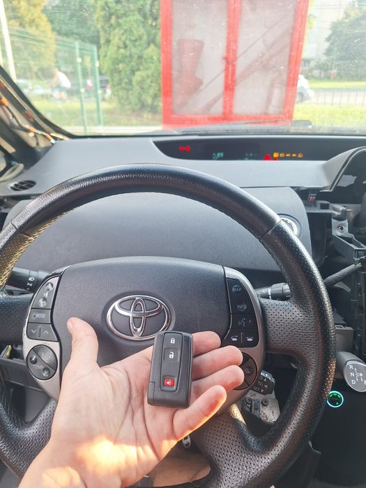 Авто ключі, дублікат, програмування, відновлення , аварійне відкриття