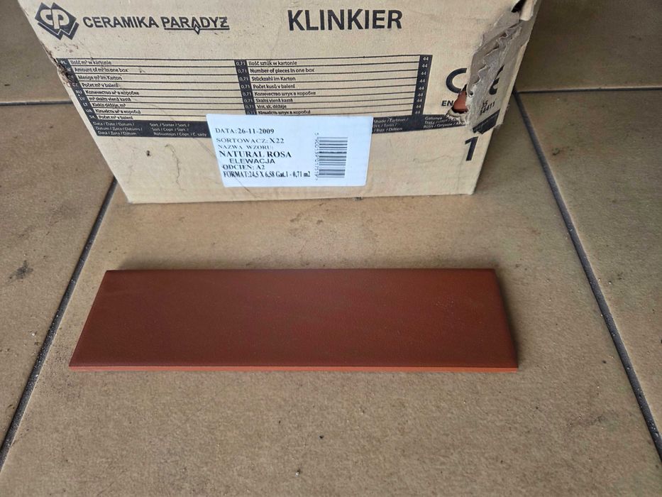 Nowy klinkier Natural Rosa Elewacja - Paradyż