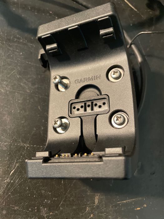 Suporte Garmin Montana 600