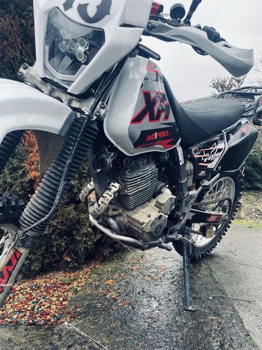 HONDA xr250 enduro