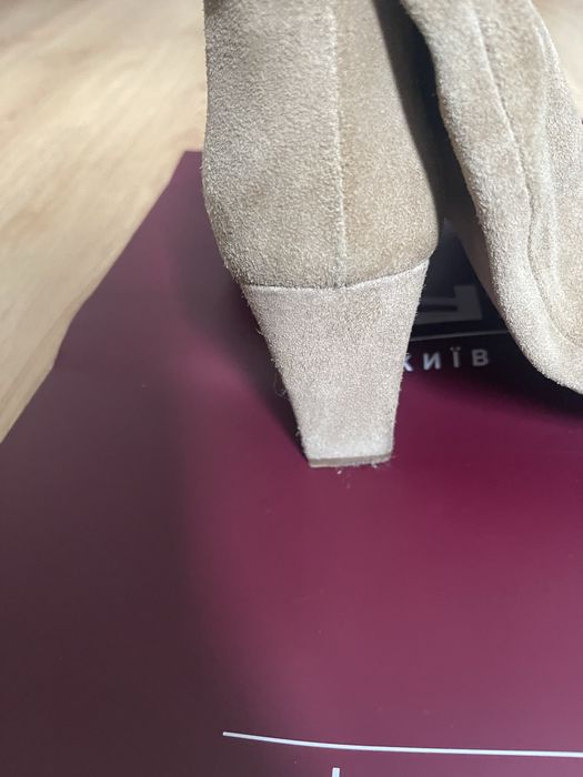 Продам очень сапоги Zara