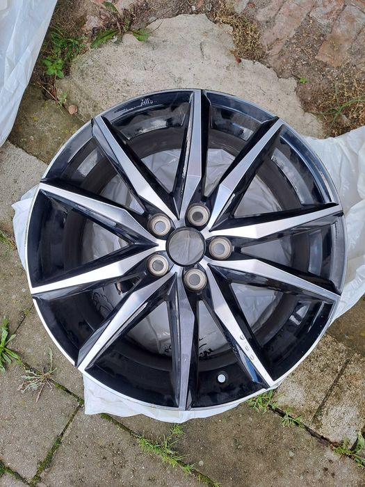 Felgi aluminiowe toyota Corolla gr 18''