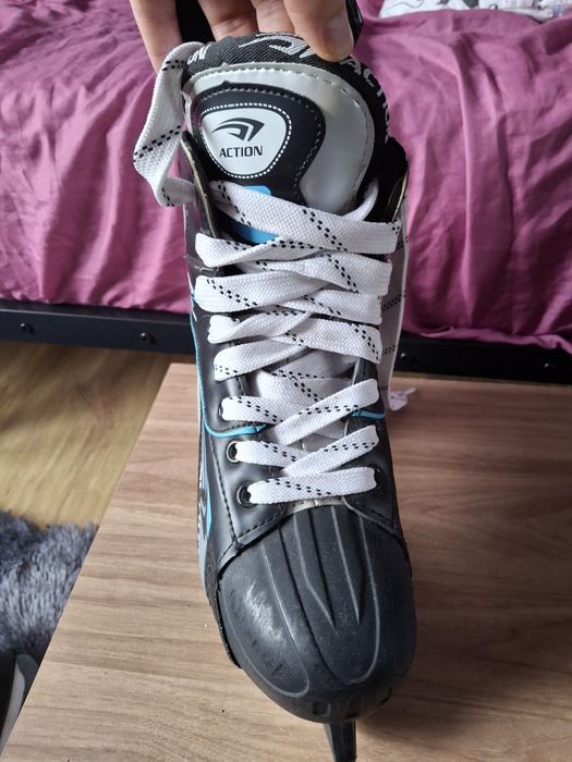 Łyzwy meskie  roz.43  prawie nowe