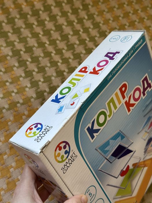 Гра Колір код від Smart Games Colour Code Цветовой код