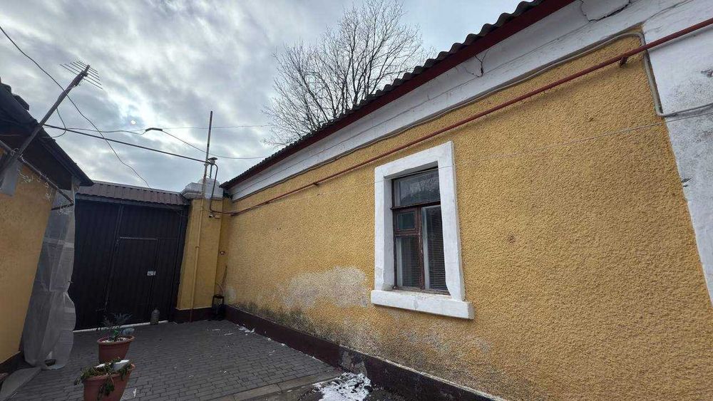 Продаж будинку біля ТРЦ "Портал" СЕРТИФІКАТ - ТАК