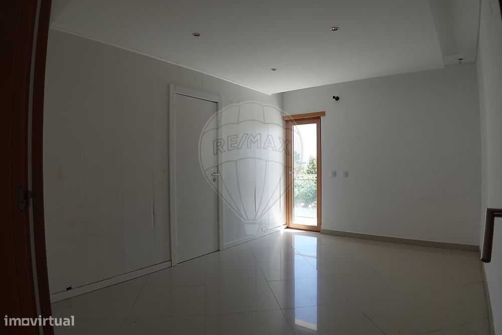 Apartamento T4 para venda