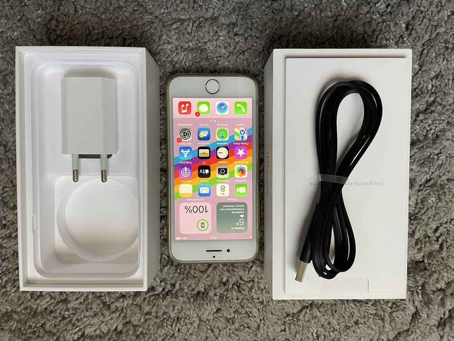 Apple iPhone Айфон 7 32gb Silver Neverlock