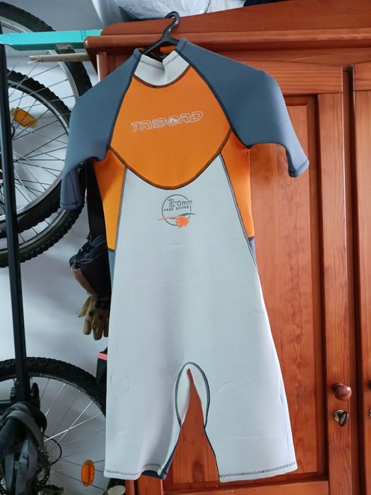 Fato surf neoprene 14 anos  Tribord