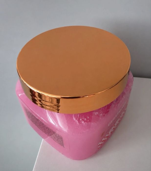 Fluff Raspberry Milkshake Body Wash Scrub 350 ml NOWY