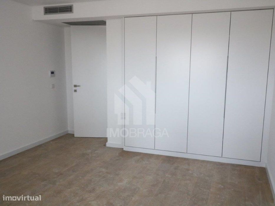 Venda Apartamento T3 Novo, em Azurém (Guimarães) — Azurém, Braga