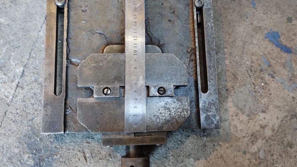 Тиски станочные.