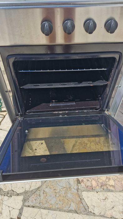Fogao de 4 bicos  em alumínio