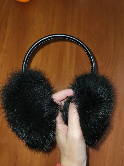 Навушники жіночі