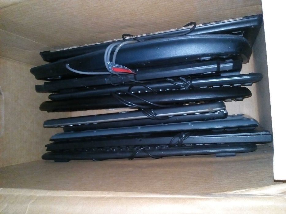 клавиатуры для ПК. компьютера. на запчасти. разные. кол-во 28 шт.