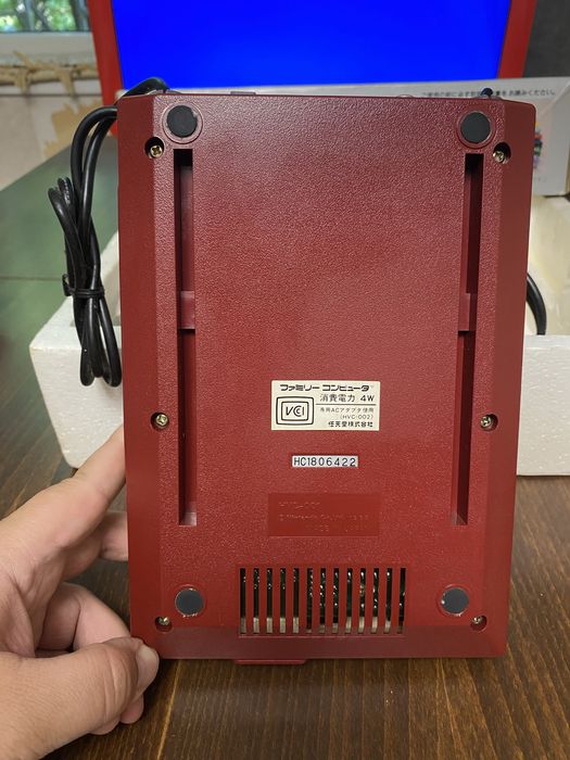 Приставка Nintendo famicom 8bit original гарний стан