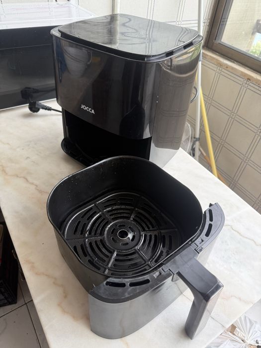 Fritadeira sem Óleo AirFryer Jocca 2720 5L - Preto