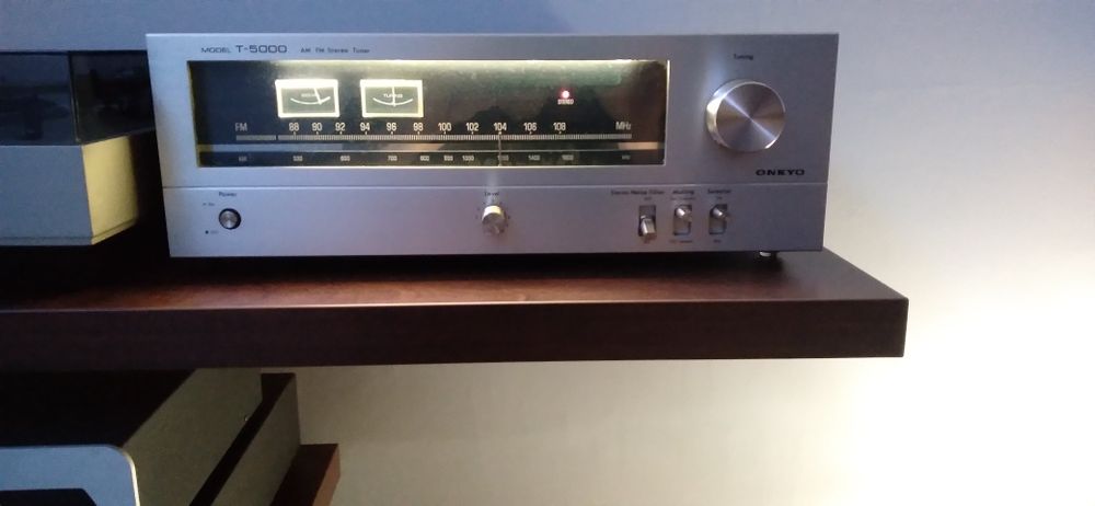 Tuner Onkyo T-5000