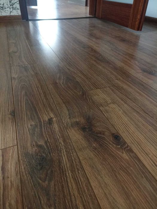 Panele podłogowe laminowane