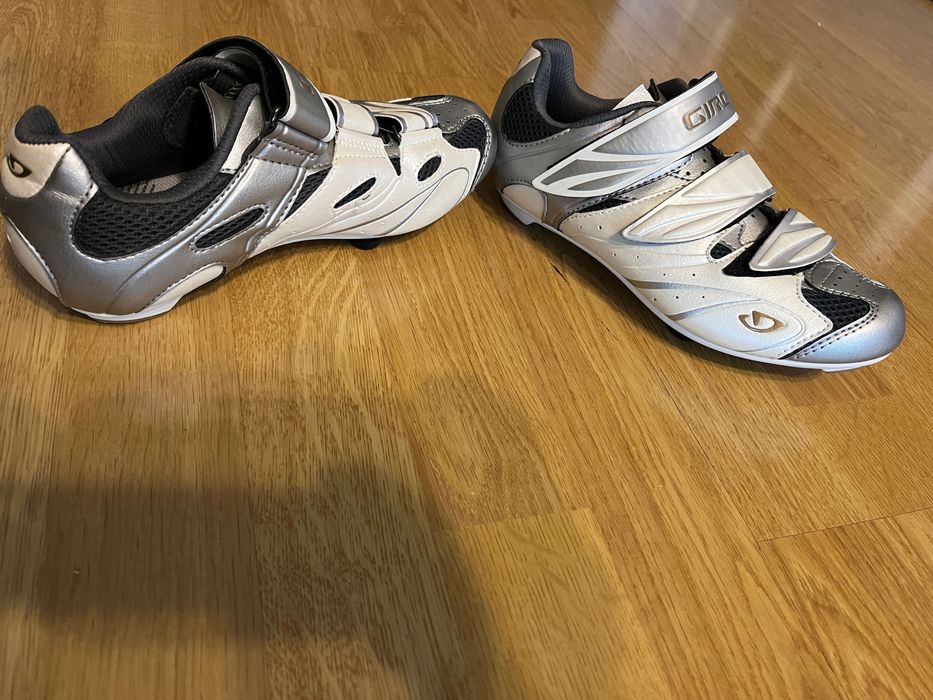 Giro Buty spd rowerowe na szose szosowe kliki