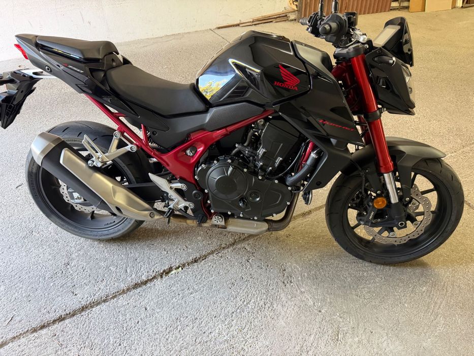 Honda hornet cb 750