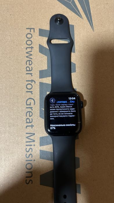 Apple Watch SE 2 44mm годинник часи епл