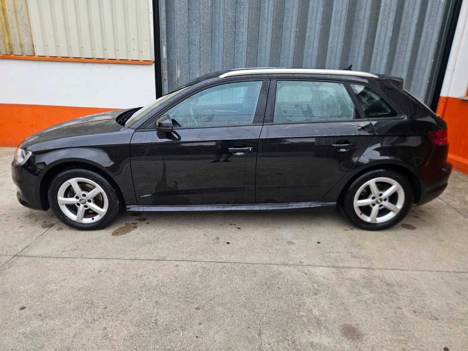 Audi A3 sportback 1.6 Tdi 110 cavalos