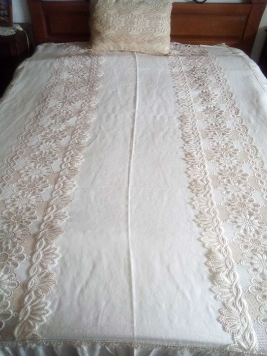 coberta ou colcha de cama em linho