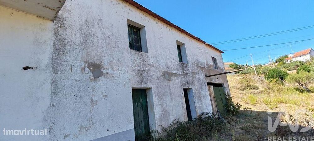 Casa / Villa em Proença-a-Nova e Peral de 69 m2