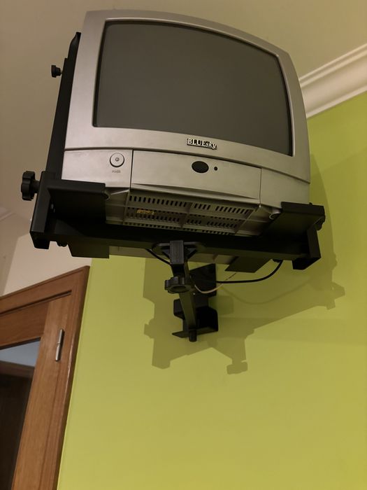 Suporte parede para televisões antigas