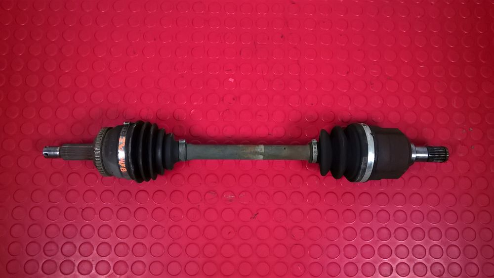 Transmissão Frente Esquerda - HYUNDAI AVANTE (FD), i30 (FD)