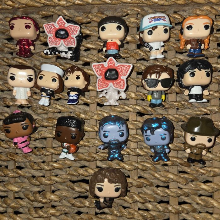 Coleção stranger things kinder