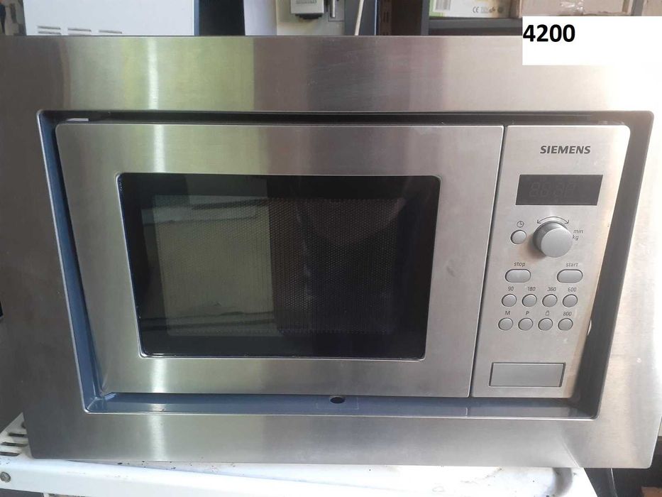 мікрохвильова піч