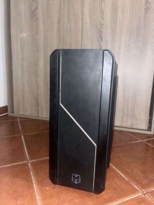 PC Gaming Ryzen 5 + RX 5600 XT