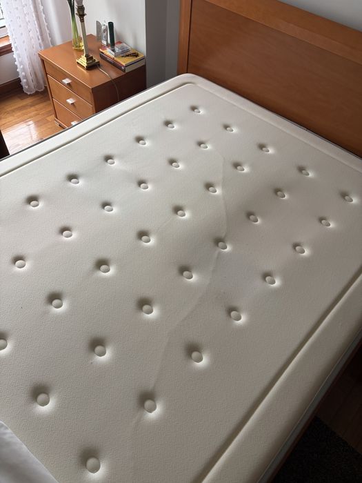 Colchao 150x190 bom estado
