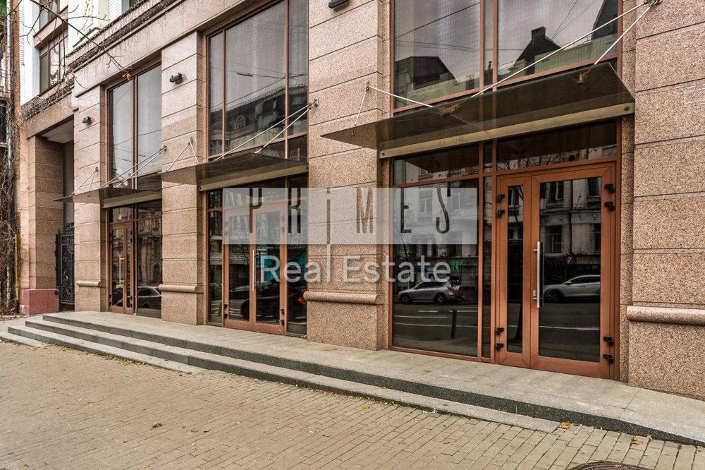 Продаж 2к квартири без ремонту, вул. Саксаганського, 78-80, Центр