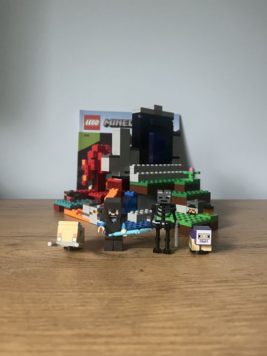 Lego minecraft 21172