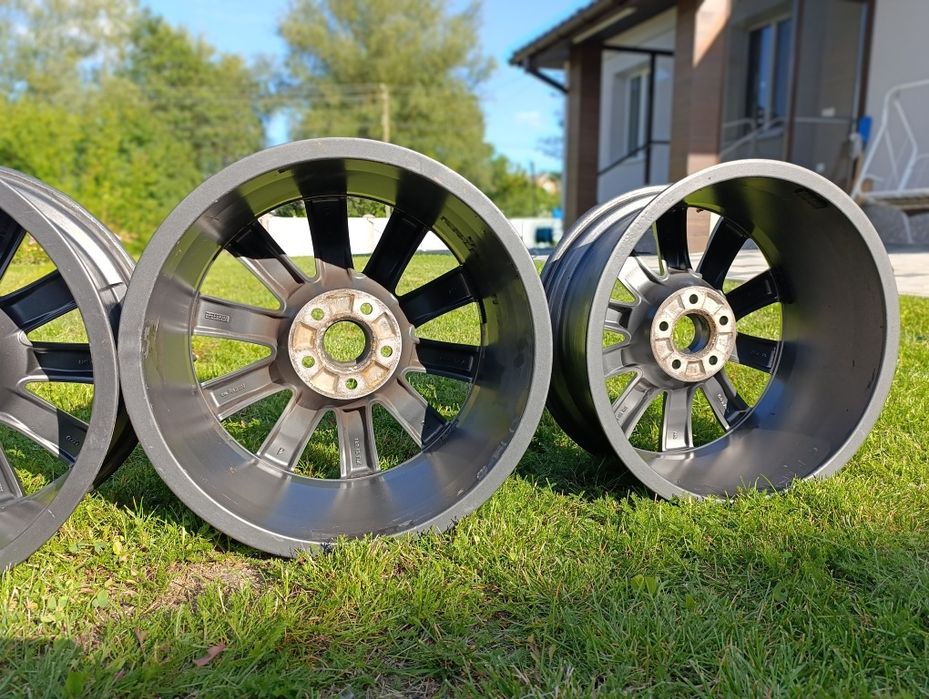 Диски ауді audi A4 B8 5/112/R18 ET26