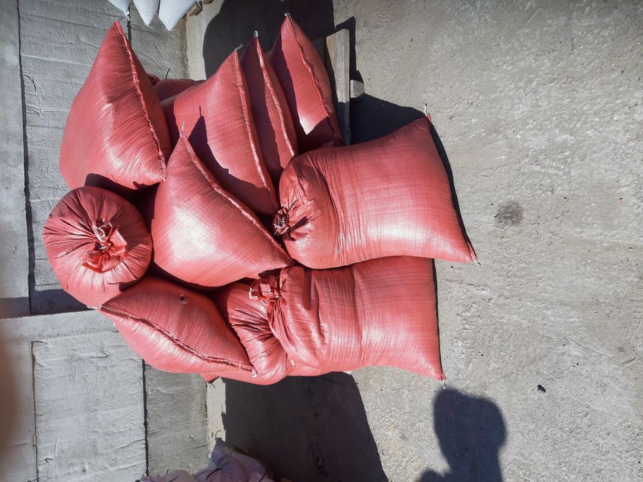 Ziemia pod warzywka, ziemia ogrodowa,  czarnoziem, ziemia do kwiatów