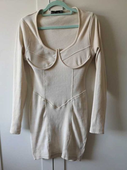 PrettyLittleThing sukienka kremowa gorsetowy biust UK 14 / 42