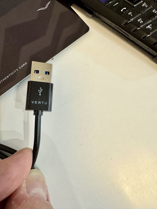Телефон Vertu, vertu signature , верту