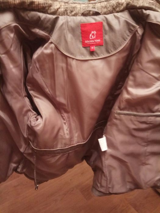 Куртка женская, пиджачного типа. Размер 48-50.