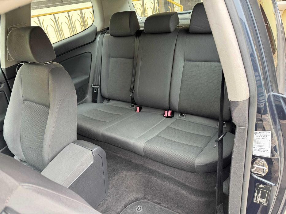 VW Golf V 1.4 Gasolina