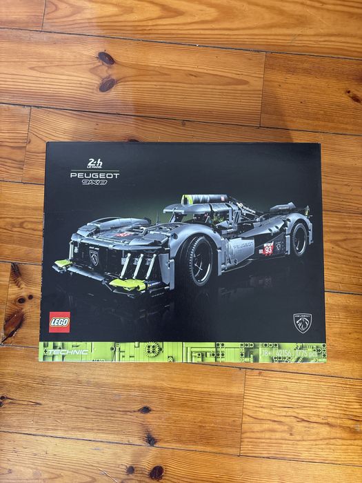 LEGO Technic 24h Le Mans Peugeot 9X8 (42156) — Novo