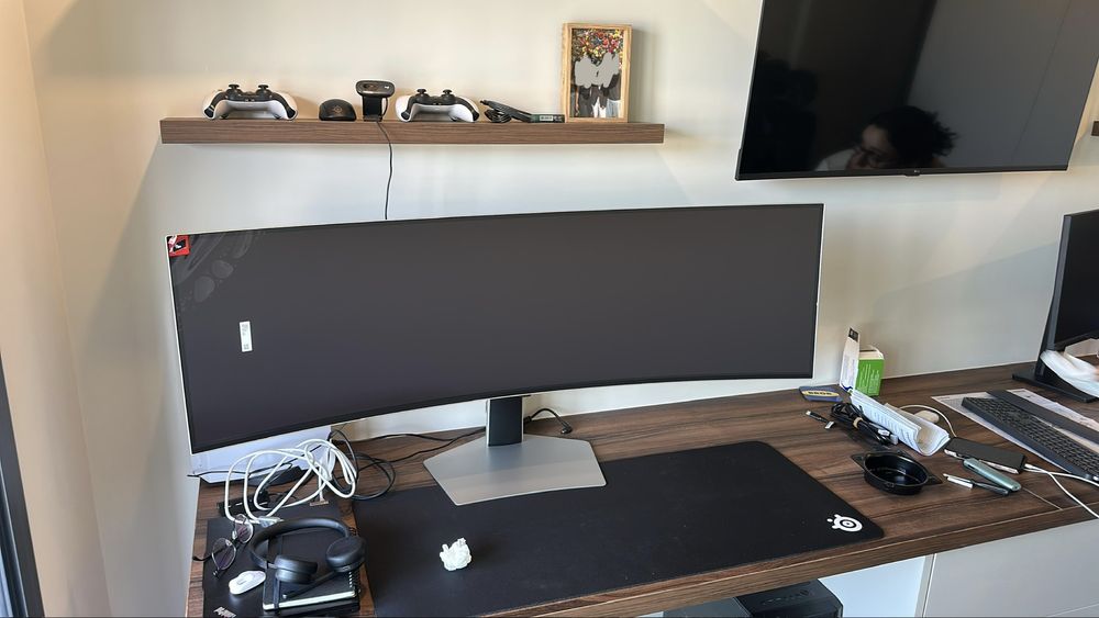 Samsung OLED G9 Odyssey 49” QHD 244Hz
