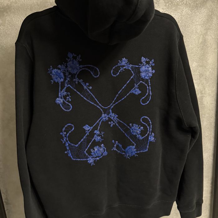 Off-White Embroider Arrow Print Hoodie