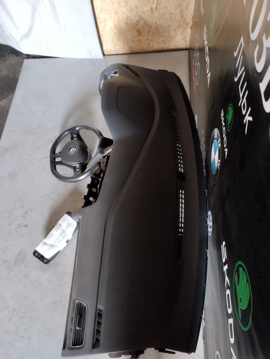 Торпедо торпеда панель передня гольф 7 e golf 7 VW golf