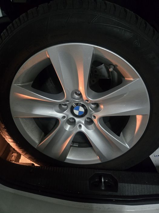 Jantes BMW 17' originais em perfeito estado + Pneus Dunlop como novos